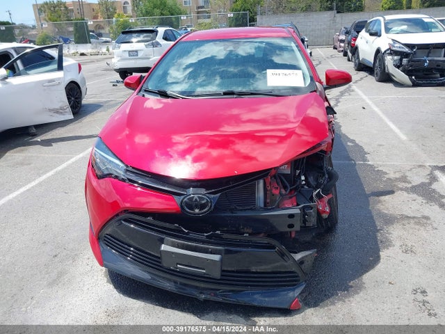 Toyota COROLLA LE 2018 5YFBURHE9JP844028 Image 13