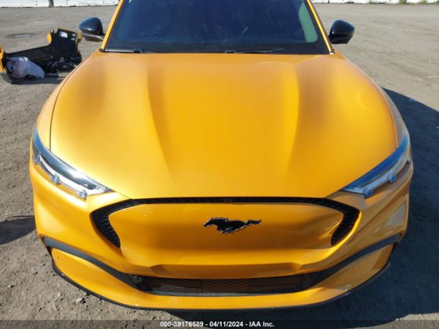 3FMTK2R77NMA20054 Ford Mustang Mach-e California Route 1