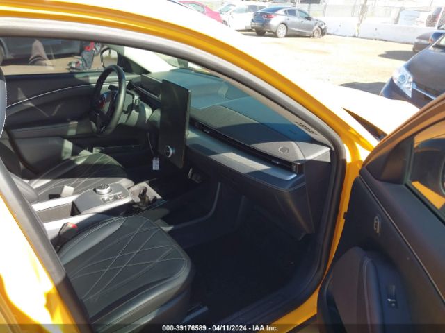 3FMTK2R77NMA20054 Ford Mustang Mach-e California Route 1