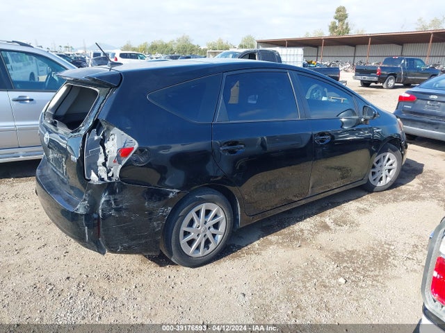 Toyota Prius V Three 2014 JTDZN3EUXE3334239 Image 4