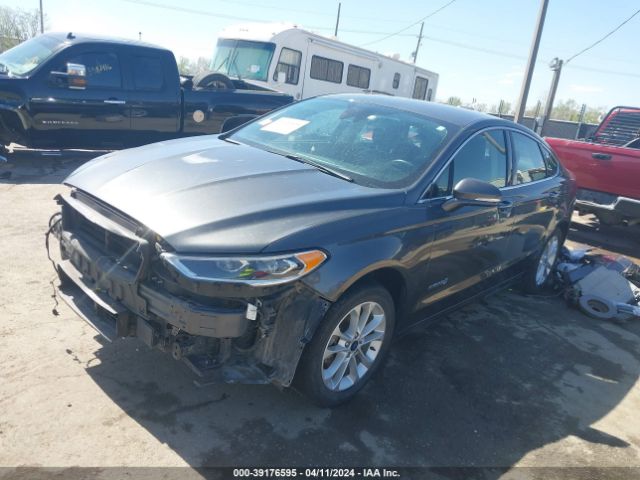 3FA6P0MUXKR110601 Ford Fusion Hybrid Sel