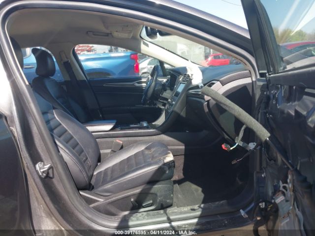 3FA6P0MUXKR110601 Ford Fusion Hybrid Sel