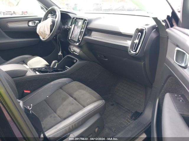 YV4162UM5M2415933 Volvo Xc40 T5 R-design