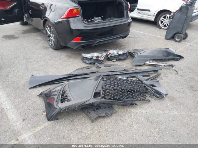 JTHBA1D27H5057431 Lexus IS 200T