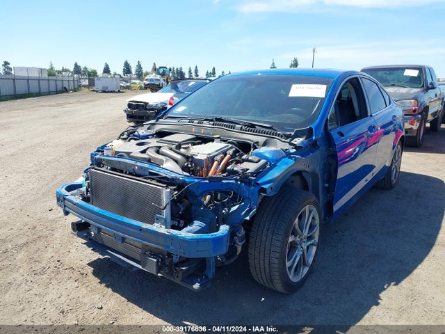 Ford Fusion Hybrid Titanium 2019 3FA6P0RU4KR187781 Image 2