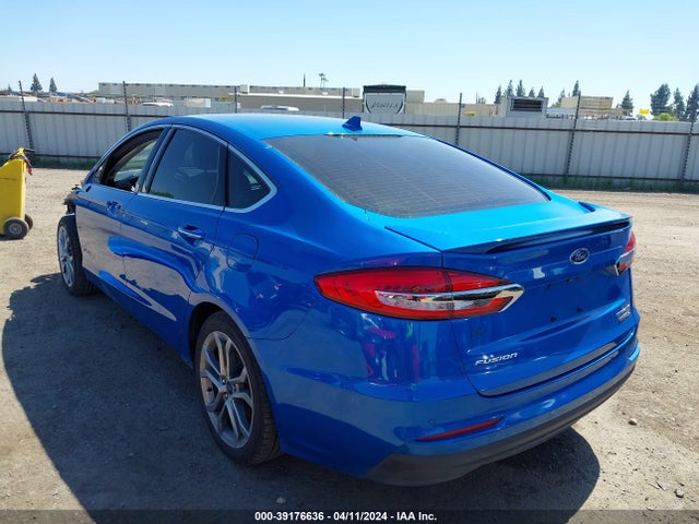 Ford Fusion Hybrid Titanium 2019 3FA6P0RU4KR187781 Image 3