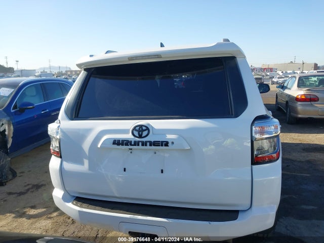 Toyota 4RUNNER SR5 2016 JTEZU5JR3G5128232 Image 16