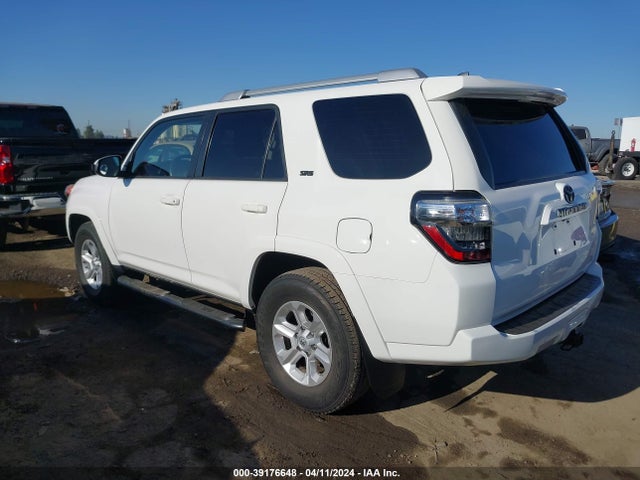 Toyota 4RUNNER SR5 2016 JTEZU5JR3G5128232 Image 3