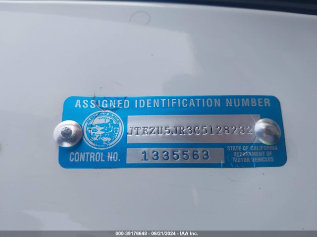 Toyota 4RUNNER SR5 2016 JTEZU5JR3G5128232 Image 9