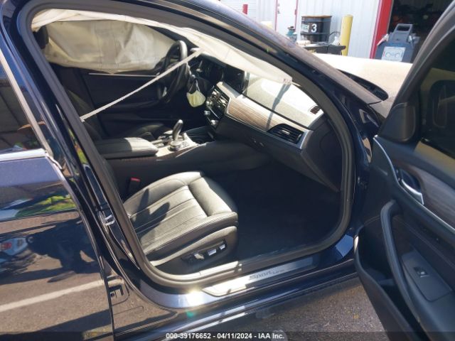 WBAJE5C35HG917010 BMW 540I