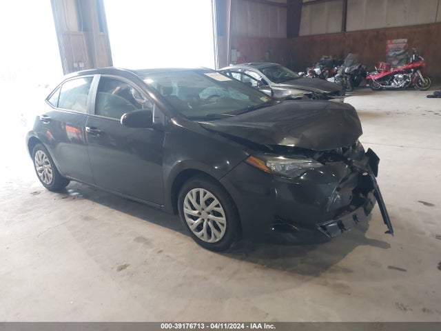 2017 2T1BURHE2HC753256 main image