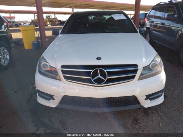 WDDGF4HB3ER302319 Mercedes-Benz C 250 Luxury/sport
