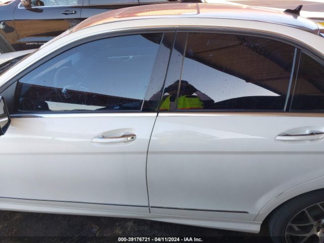 WDDGF4HB3ER302319 Mercedes-Benz C 250 Luxury/sport