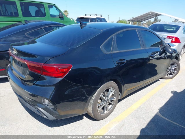 KIA Forte Lxs 2023 3KPF24AD8PE557415 Image 4