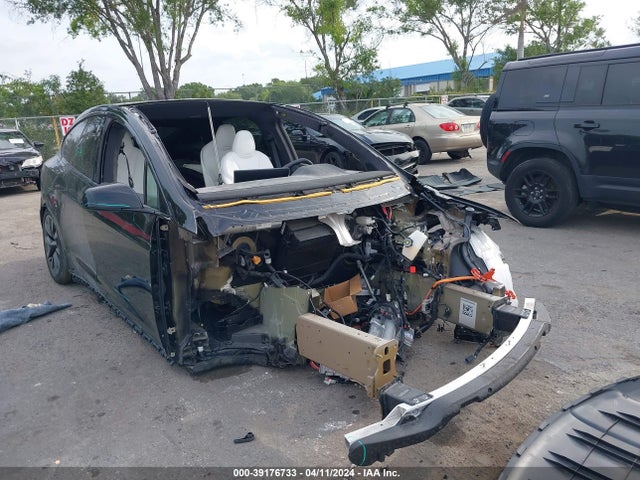 2023 TESLA MODEL X 7SAXCBE55PF385222 Photo 0