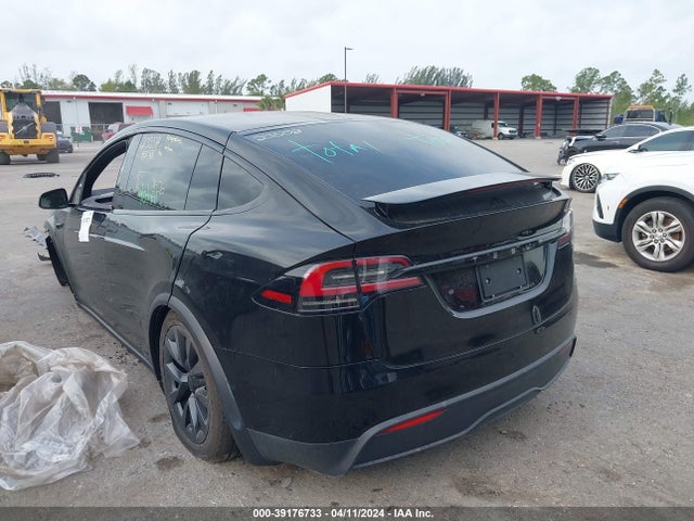 2023 TESLA MODEL X 7SAXCBE55PF385222 Photo 2