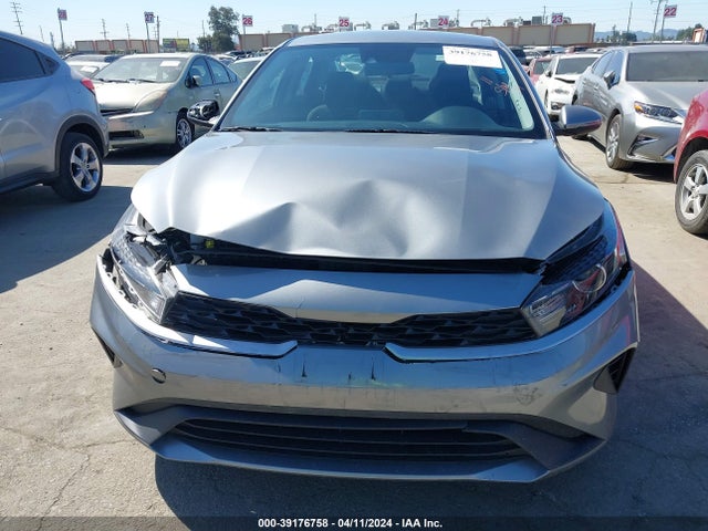 KIA Forte Lxs 2022 3KPF24AD2NE420483 Image 11