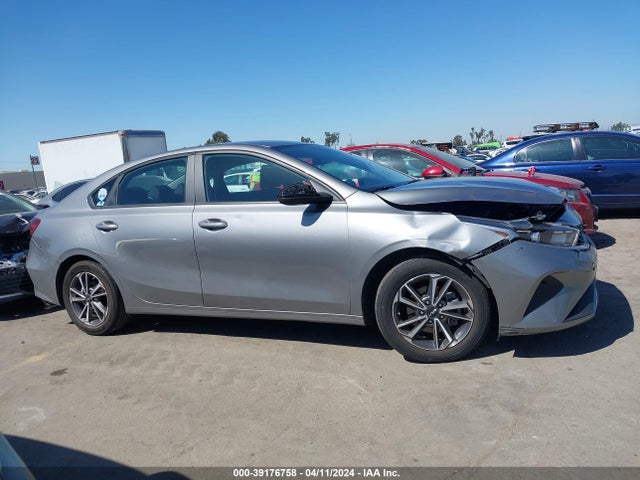 KIA Forte Lxs 2022 3KPF24AD2NE420483 Image 12