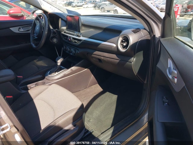 KIA Forte Lxs 2022 3KPF24AD2NE420483 Image 4