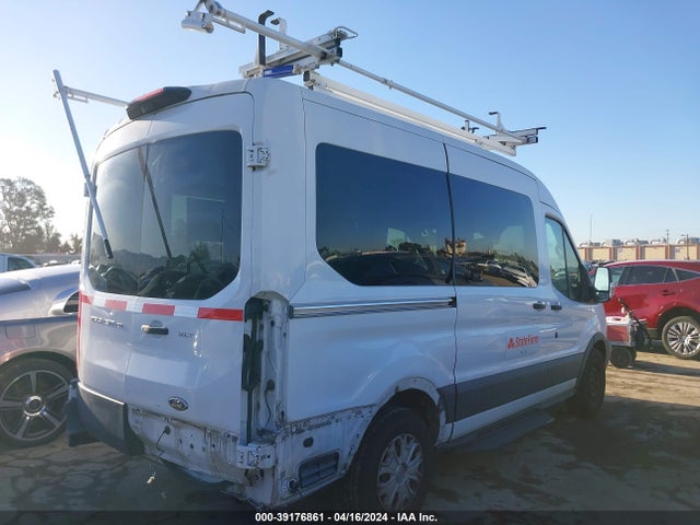 1FDZK1CM1JKA38327 Ford Transit-150 Xlt