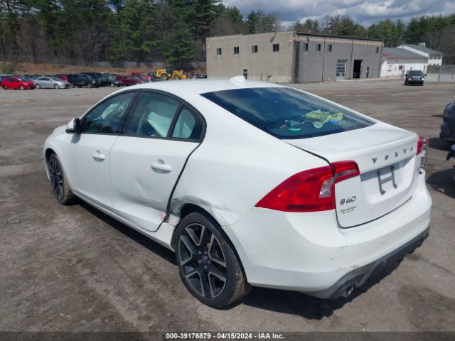 YV140MTL7J2457631 Volvo S60 T5 Dynamic