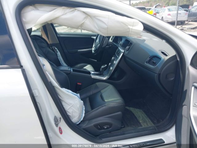 YV140MTL7J2457631 Volvo S60 T5 Dynamic