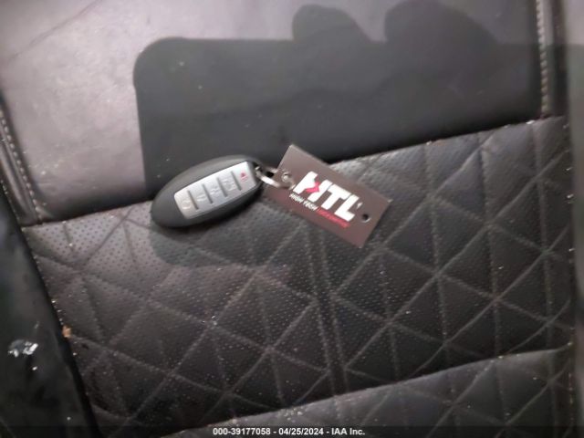 1N4AA6AV8KC377388 Nissan Maxima 3.5 Platinum