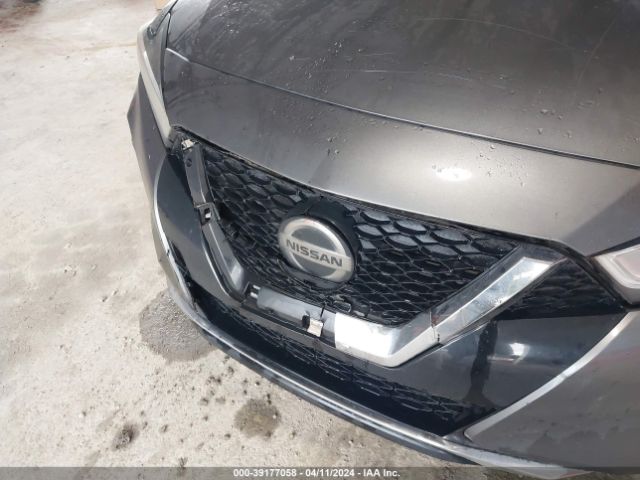 1N4AA6AV8KC377388 Nissan Maxima 3.5 Platinum