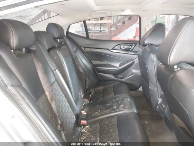 1N4AA6AV8KC377388 Nissan Maxima 3.5 Platinum