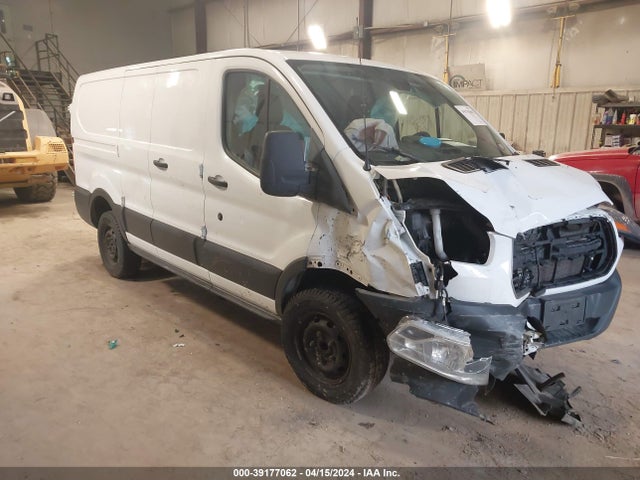 Ford Transit-250 2016 1FTYR1ZMXGKA27242 Image 1