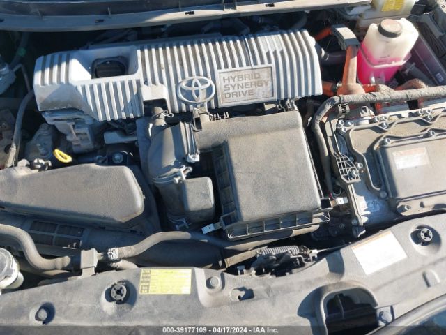 JTDKN3DU3F1895219 Toyota Prius Three