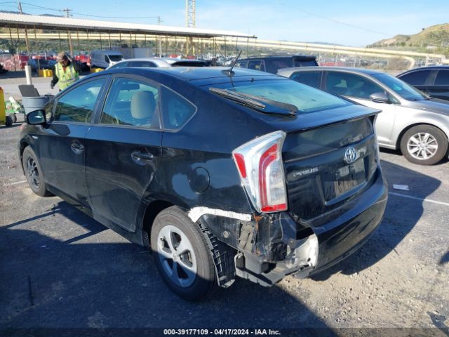 JTDKN3DU3F1895219 Toyota Prius Three