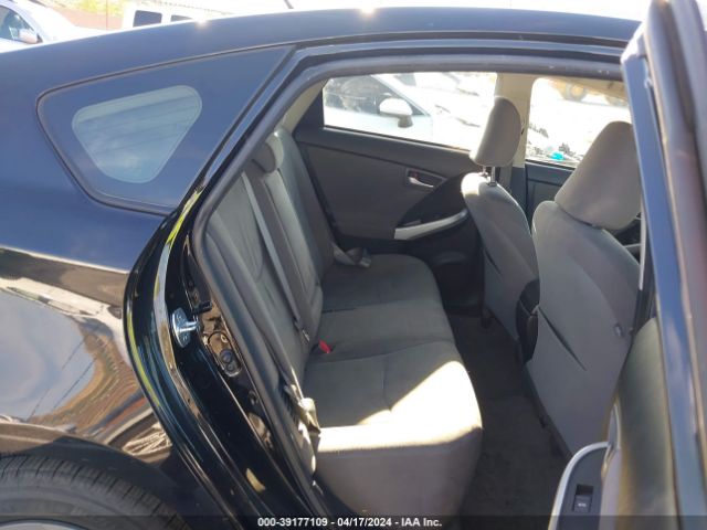 JTDKN3DU3F1895219 Toyota Prius Three