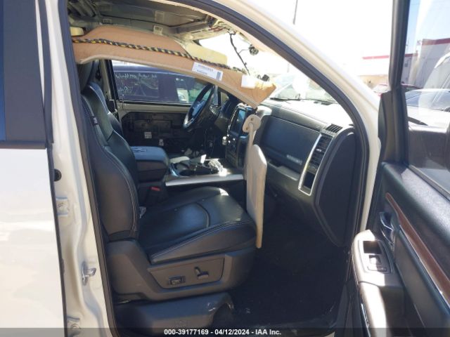 1C6RR7NT5HS832630 RAM 1500 Laramie  4x4 5'7 Box