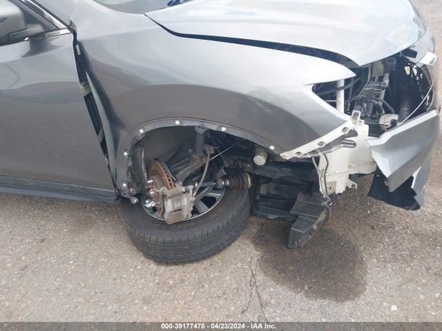 Nissan ROGUE SV 2018 5N1AT2MV2JC773724 Image 6