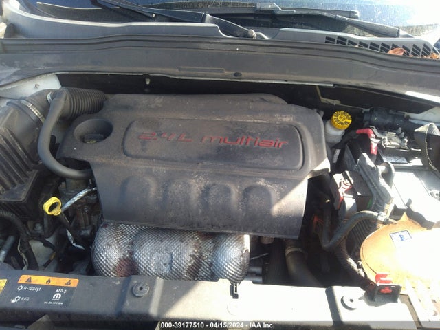 Jeep Renegade Latitude 2016 ZACCJBBT2GPE05486 Image 10