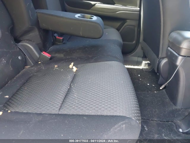 Mitsubishi Outlander Le 2018 JA4AZ3A30JZ064146 Image 8