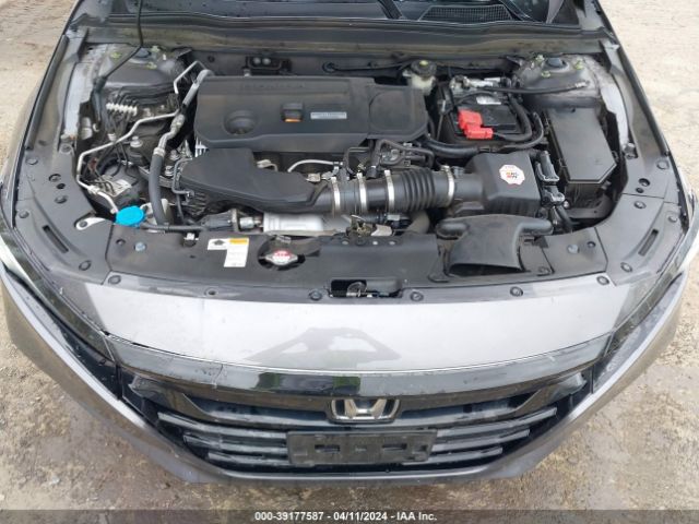 1HGCV2F9XKA027186 Honda Accord Touring 2.0t
