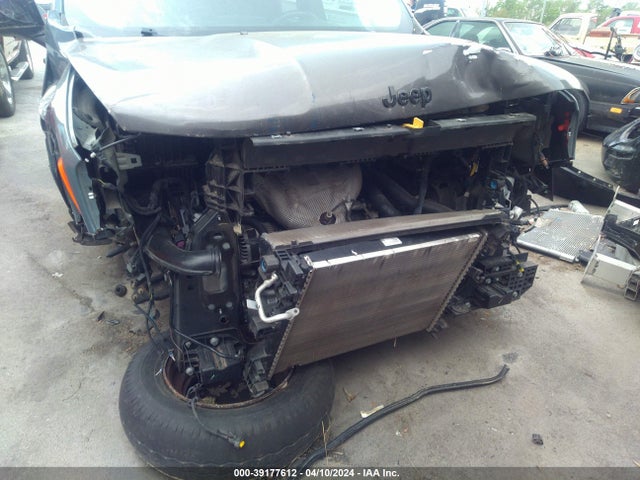 ZACCJABB7HPG32997 Jeep Renegade Latitude Fwd
