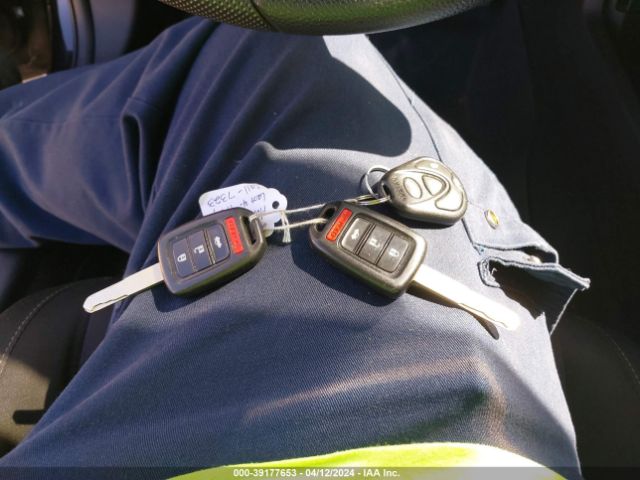 19XFC2F52HE061109 Honda Civic Lx
