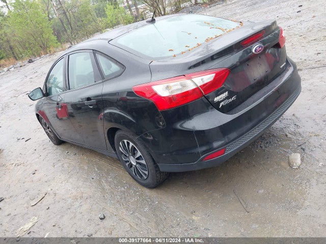 Ford FOCUS S 2014 1FADP3E2XEL183329 Image 3