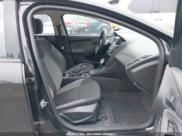 Ford FOCUS S 2014 1FADP3E2XEL183329 Image 5