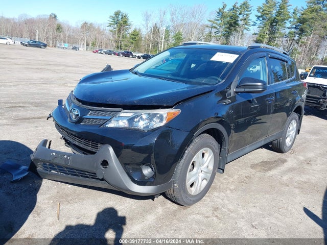Toyota RAV4 LE 2015 2T3BFREV0FW387184 Image 2