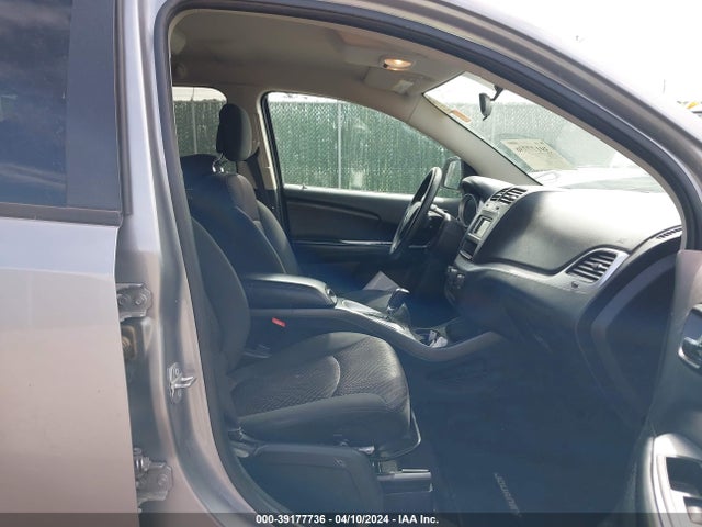 3C4PDCBG4GT194284 Dodge Journey Sxt