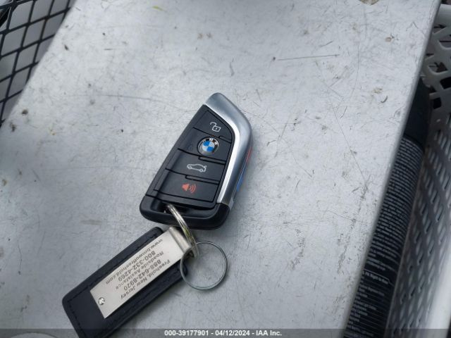 3MW5R7J08M8B90626 BMW 330i Xdrive