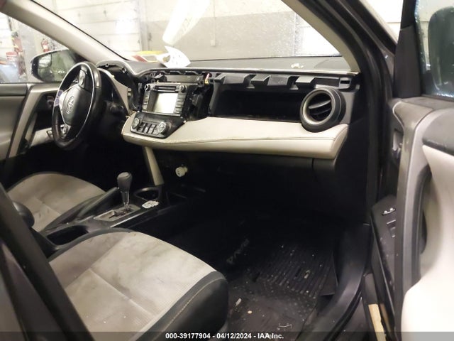 Toyota Rav4 Xle 2016 JTMRFREV5GJ093522 Image 5