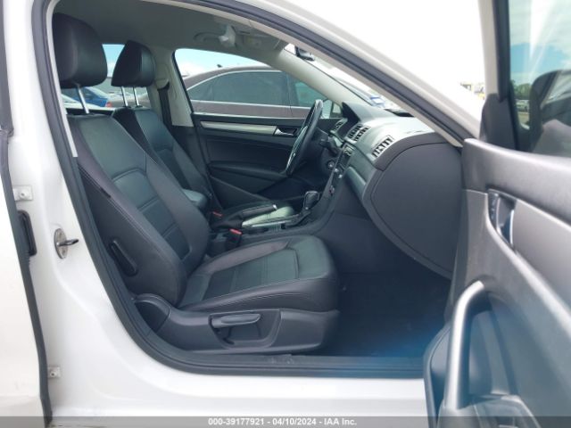1VWAS7A34EC039824 Volkswagen Passat 1.8t Wolfsburg Edition
