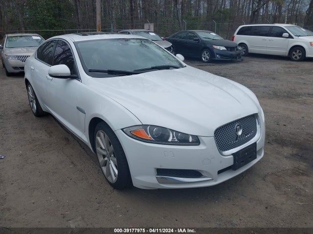 2012 JAGUAR XF SAJWA0FB2CLS37674 Photo 0