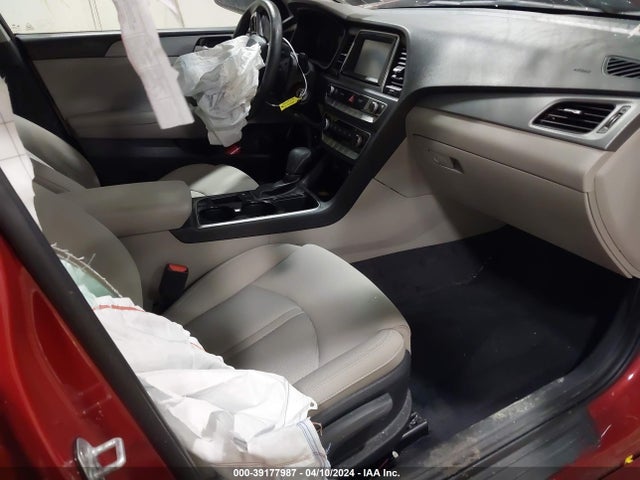 Hyundai SONATA SE 2019 5NPE24AF7KH786671 Image 5