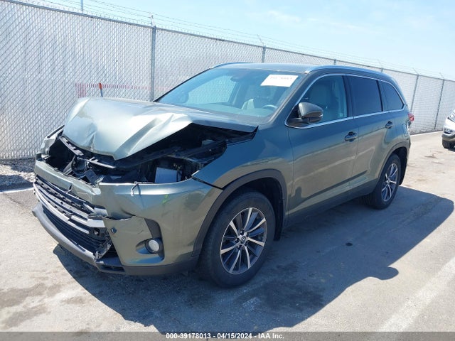 Toyota Highlander Xle 2019 5TDJZRFHXKS984205 Image 2